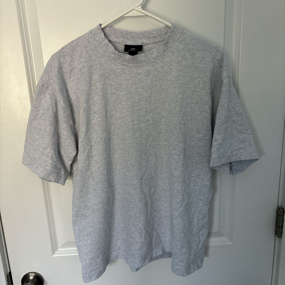 H&M Light Gray Short Sleeve Tee